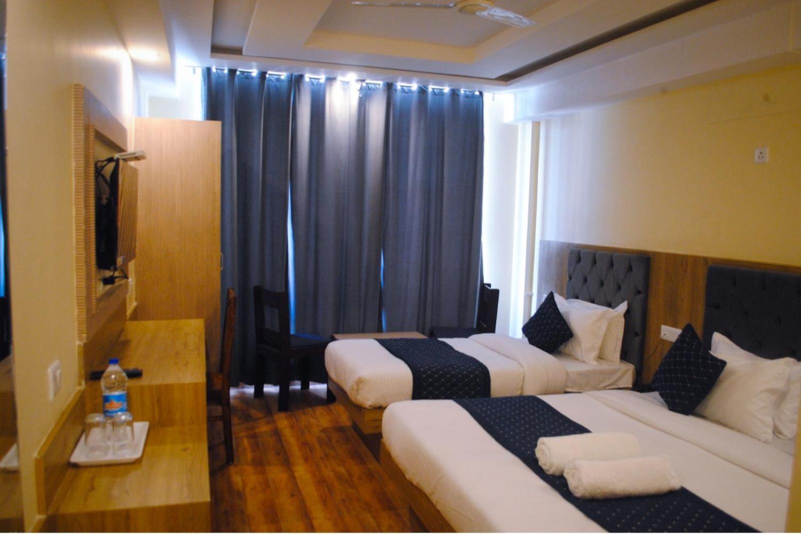 The Fragrance Hotel คาตรา ภายนอก รูปภาพ